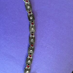 Vintage costume jewelry bracelet.